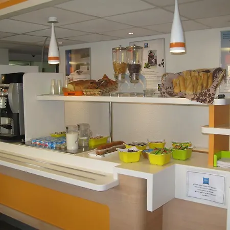 Ibis Budget Asnieres 2*