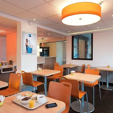 Ibis Budget Asnieres Hotel 2*