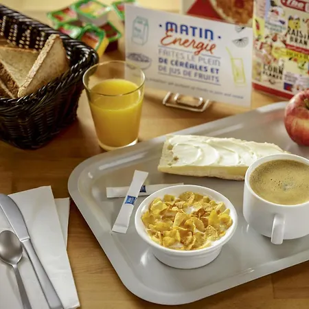 Ibis Budget Asnieres فندق