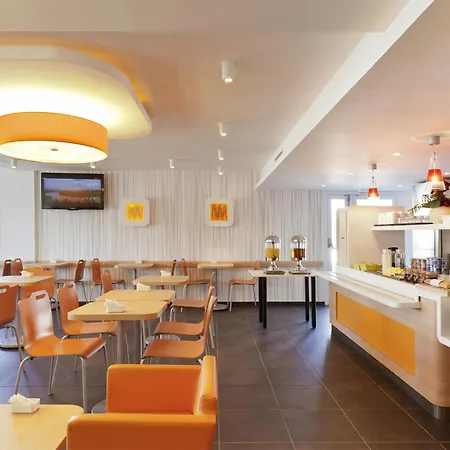 Ibis Budget Asnieres فندق